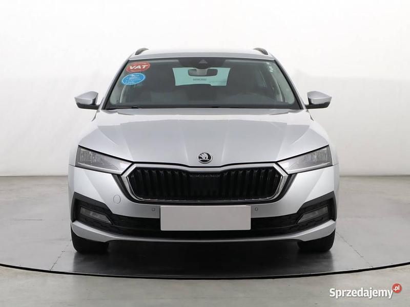 Srebrny Używany 2021 Skoda Octavia Kombi | 56 999 zł (Dobra cena) - Obraz 1/4
