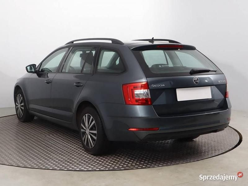 Używany Skoda Octavia 150 KM (110 kW) 2018 Szary Kombi