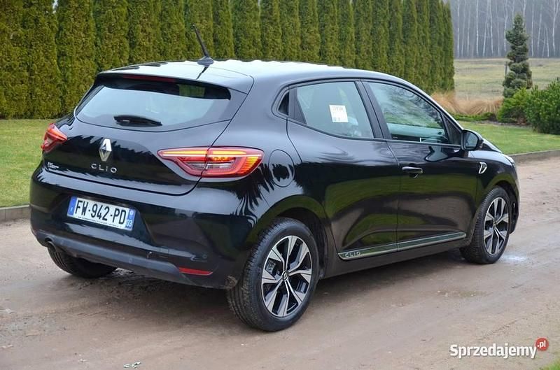 Używany Renault Clio V LIMITED 2021 Czarny Hatchback