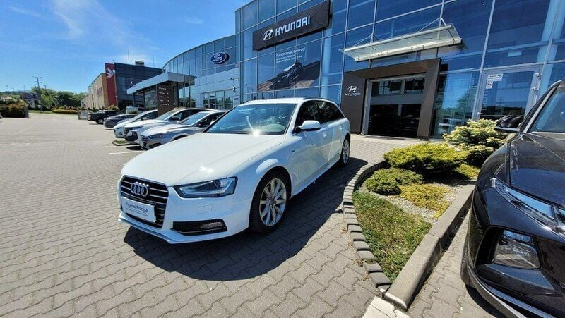 Biały Używany 2015 Audi A4 S-Line Sedan/Limuzyna | 72 800 zł (Drogi) - Obraz 1/4