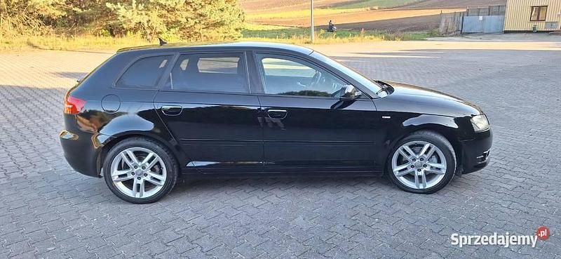 Czarny Używany 2012 Audi A3 S-Line Hatchback | 31 999 zł (Dobra cena) - Obraz 1/4