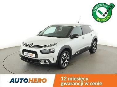 Biały Używany 2018 Citroën C4 SUV | 46 900 zł (Uczciwa cena) - Obraz 1/3