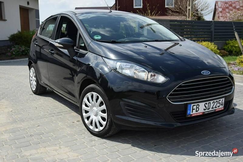 Czarny (metalik) Używany 2013 Ford Fiesta Hatchback | 22 900 zł (Uczciwa cena) - Obraz 1/4