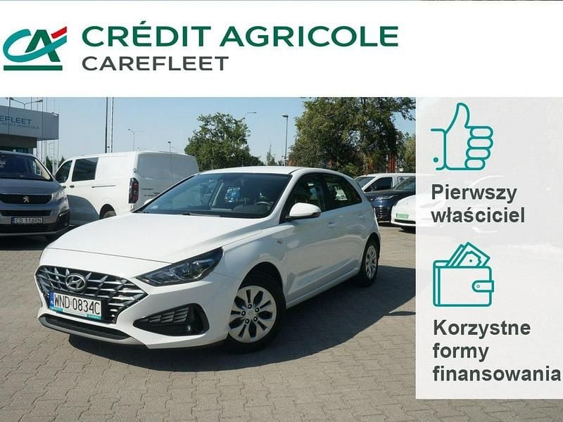 Biały Używany 2022 Hyundai i30 Hatchback | 40 800 zł (Super Cena) - Obraz 1/4