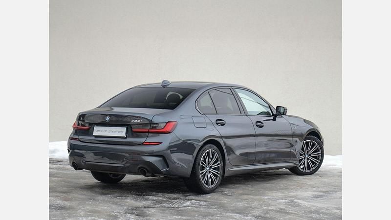 Używany BMW 320 Shadowline 184 KM (135 kW) 2019 Mineral grey metallic metalizowany Sedan/Limuzyna