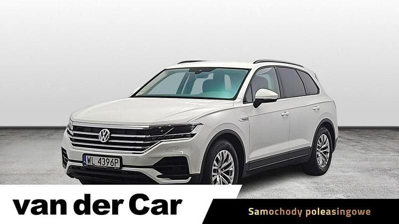Biały Używany 2020 VW Touareg SUV | 179 900 zł (Uczciwa cena) - Obraz 1/4