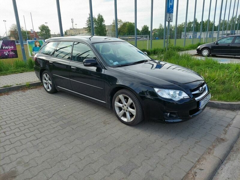 Czarny Używany 2008 Subaru Legacy Kombi | 20 000 zł - Obraz 1/4