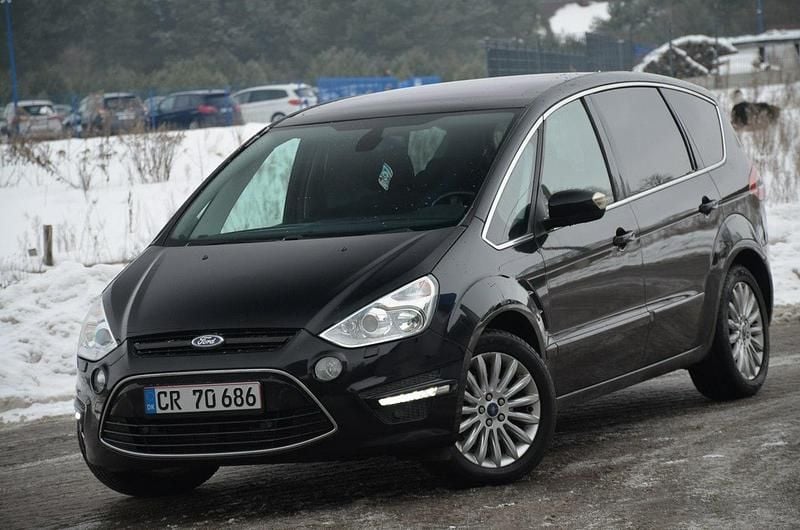Używany Ford S-MAX S 163 KM (119 kW) 2013 Czarny Minivan