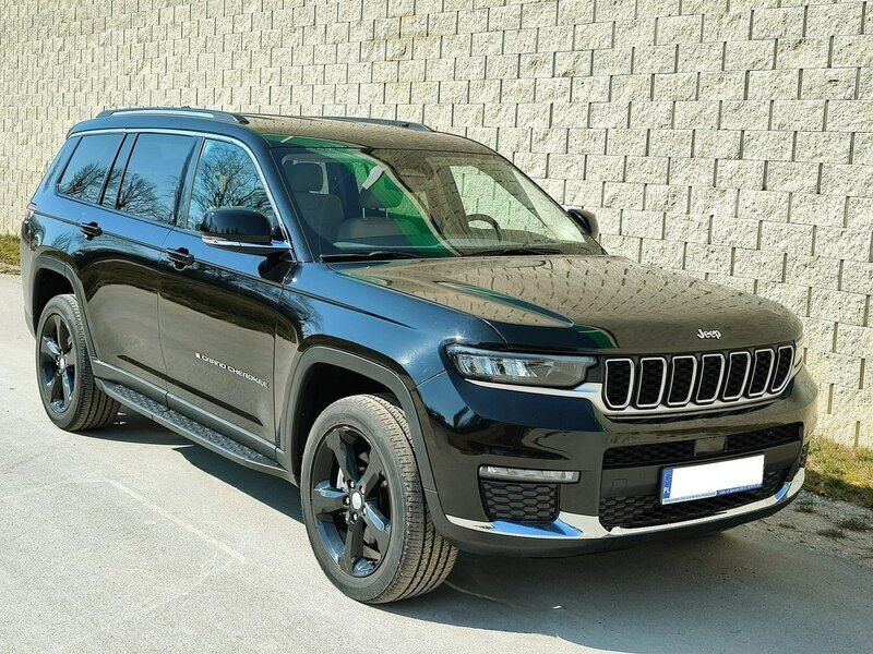 Czarny Używany 2021 Jeep Grand Cherokee Limited SUV | 159 000 zł - Obraz 1/4