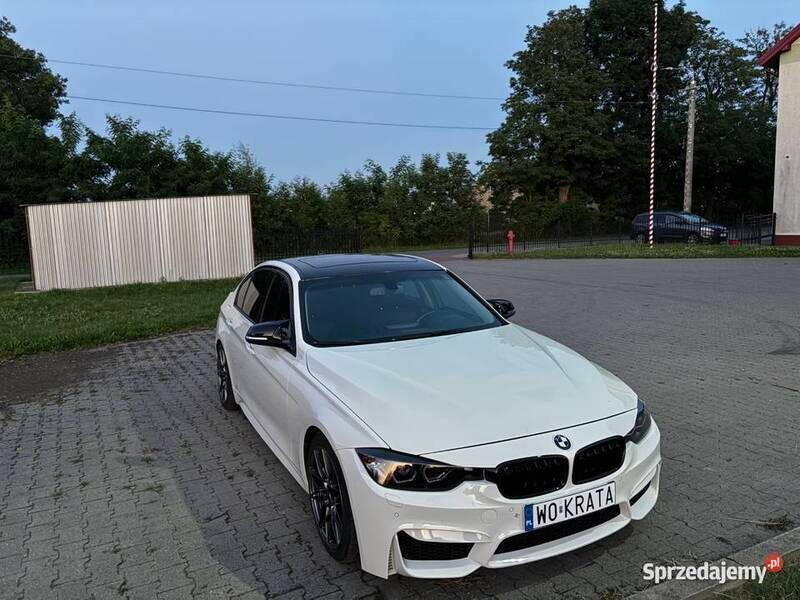 Używany BMW 335 2013 Biały Sedan/Limuzyna