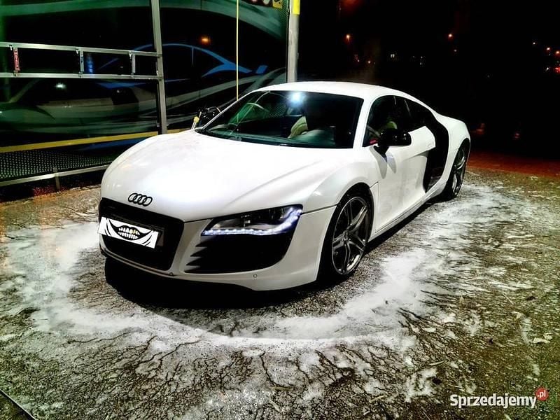 Używany 2008 Audi R8 Coupé Comfort Coupe | 250 000 zł - Obraz 1/4