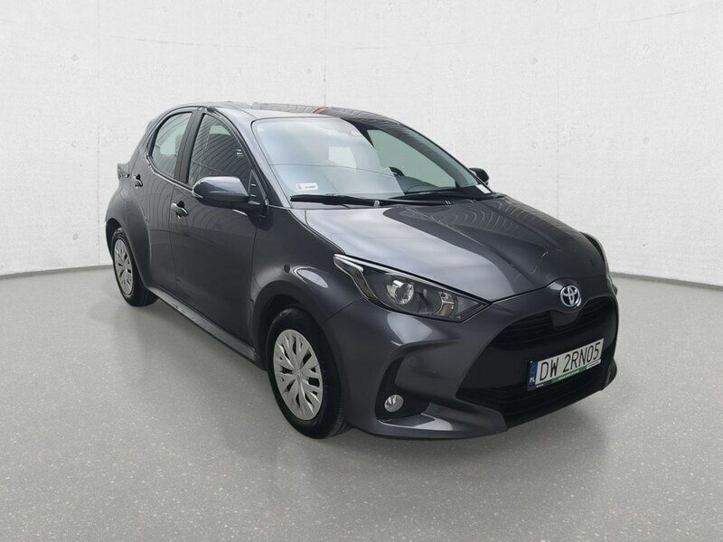 Szary Używany 2021 Toyota Yaris Hybrid Hatchback | 55 600 zł (Super Cena) - Obraz 1/4