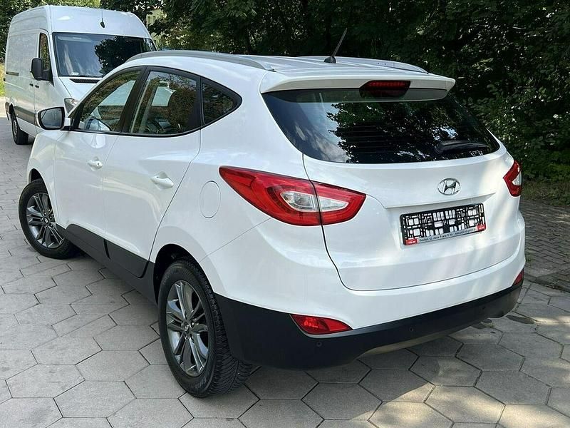 Używany Hyundai ix35 Edition 135 KM (99 kW) 2015 Biały SUV