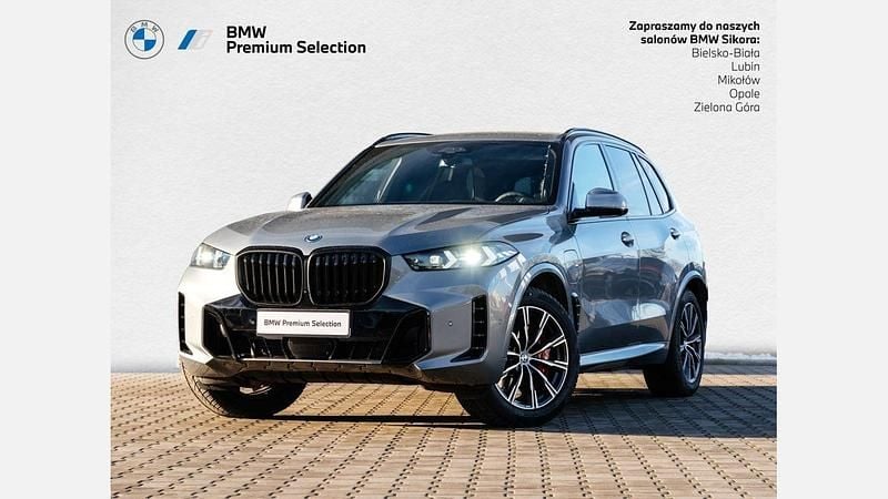Szary skyscraper metalizowany Używany 2025 BMW X5 Comfort Edition SUV | 459 900 zł - Obraz 1/3
