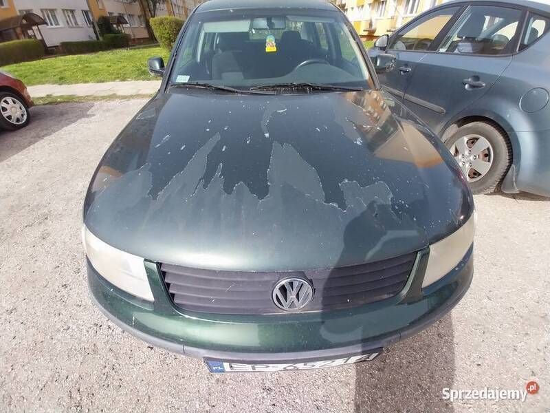 Zielony Używany 1996 VW Passat Sedan/Limuzyna | 1700 zł - Obraz 1/4