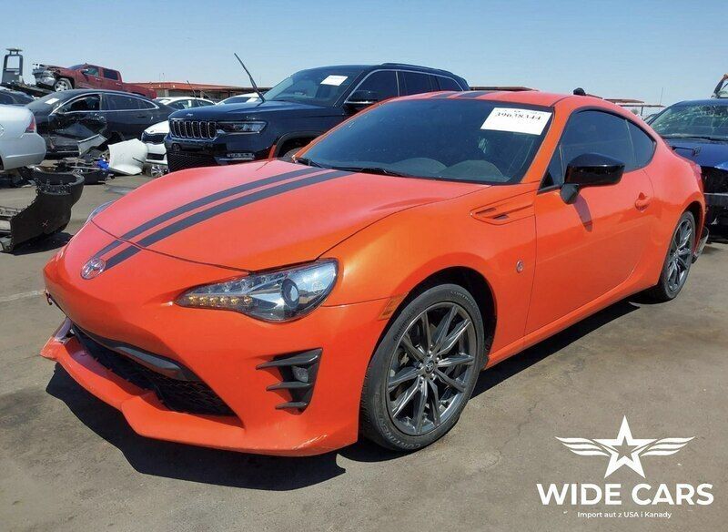 Pomarańczowy (metalik) Używany 2017 Toyota GT86 GT Coupe | 41 400 zł - Obraz 1/4