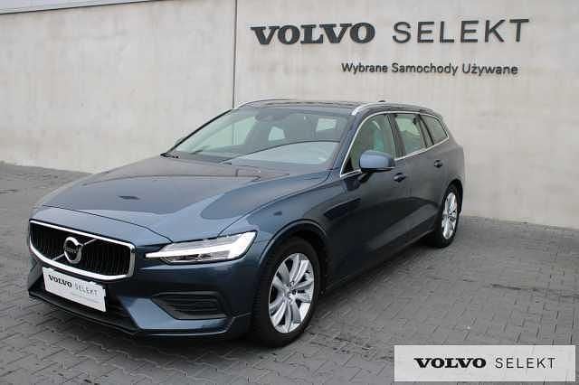 Używany Volvo V60 197 KM (144 kW) 2020 Niebieski Kombi