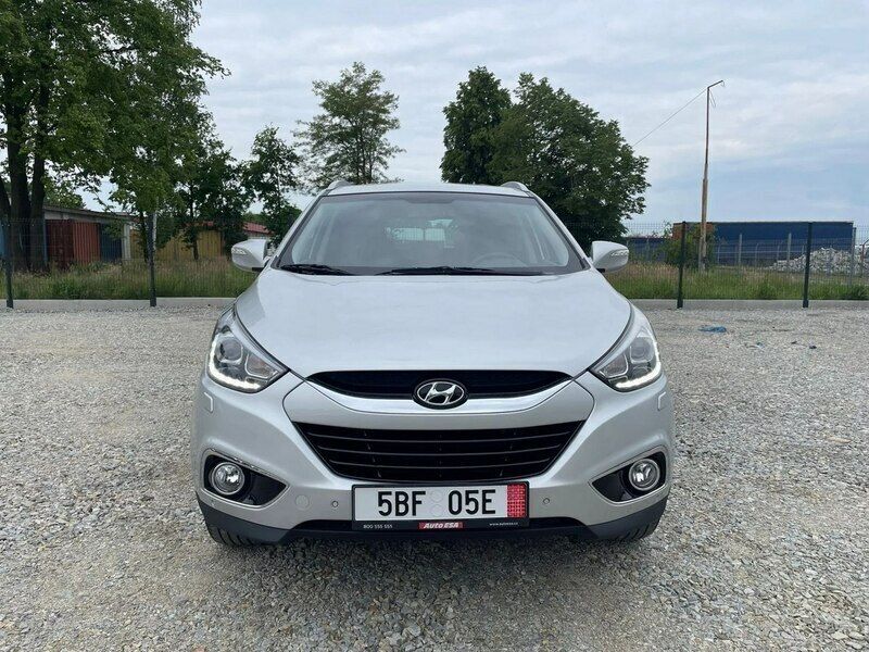 Używany Hyundai ix35 184 KM (135 kW) 2014 Srebrny (metalik) SUV