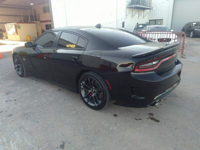 Używany Dodge Charger 485 KM (356 kW) 2021 Czarny Sedan/Limuzyna