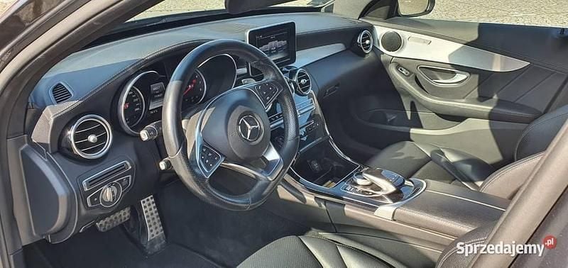 Używany Mercedes C200 184 KM (135 kW) 2017 Sedan/Limuzyna