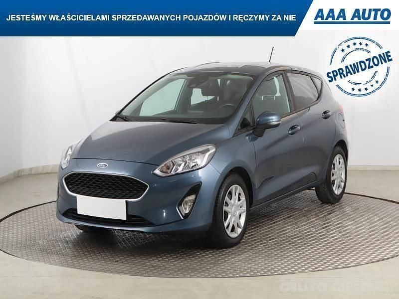 Używany Ford Fiesta 2018 Błękitny Hatchback