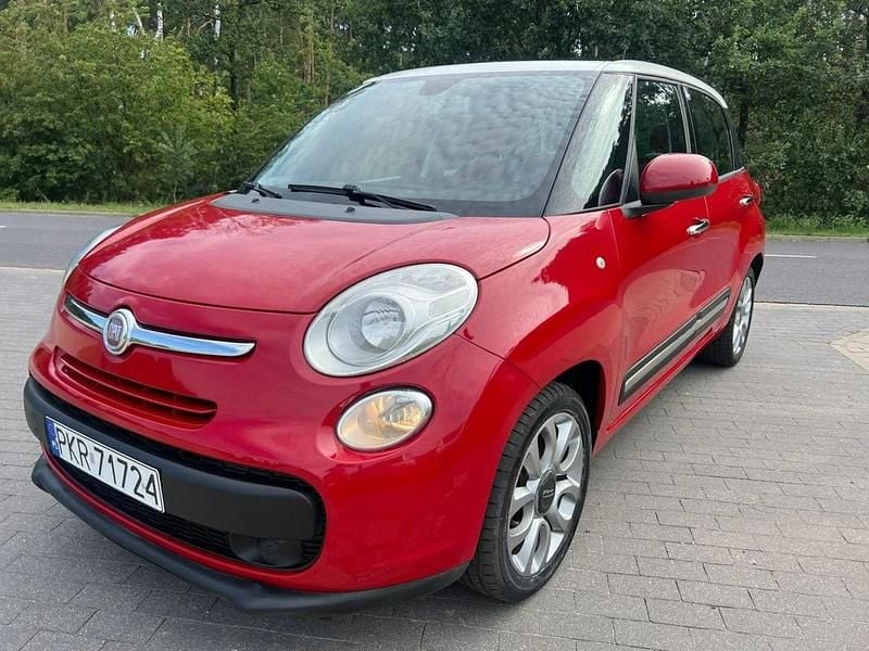 Czerwony Używany 2012 Fiat 500L Minivan | 21 000 zł (Dobra cena) - Obraz 1/4