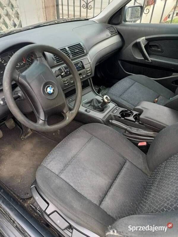 Używany BMW 320 150 KM (110 kW) 2003 Czarny Sedan/Limuzyna