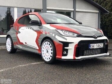 Biały Używany 2022 Toyota Yaris Sport Hatchback | 219 000 zł - Obraz 1/4