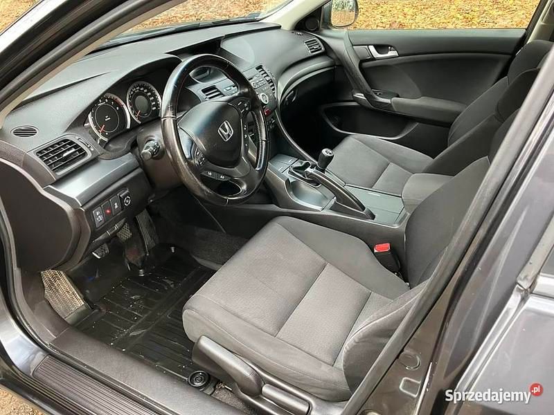 Grafitowy Używany 2012 Honda Accord Kombi | 44 000 zł (Dość drogi) - Obraz 1/4