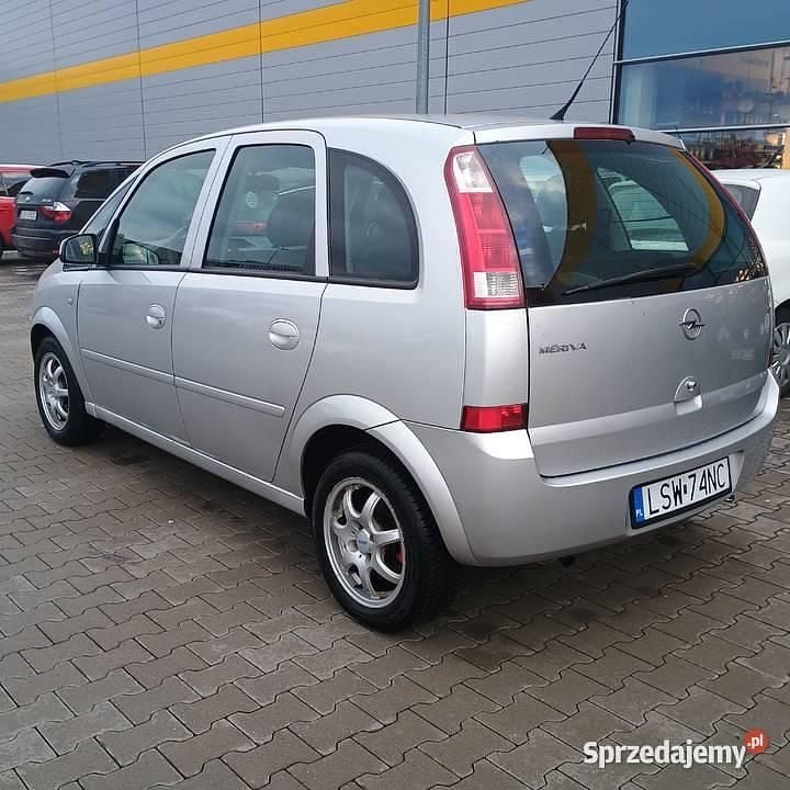 Używany Opel Meriva 2005 Srebrny Minivan