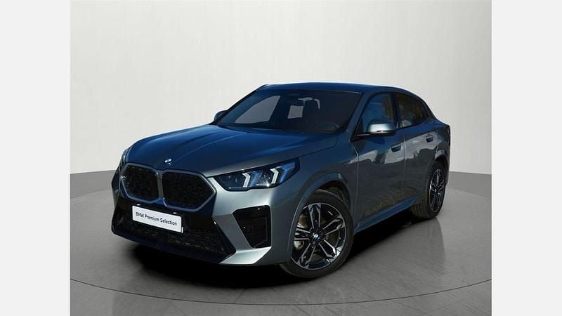 Używany BMW X2 Luxury Line 150 KM (110 kW) 2025 Szary skyscraper metalizowany SUV