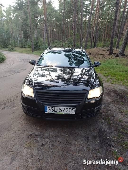 Czarny Używany 2005 VW Passat Kombi | 3800 zł (Dobra cena) - Obraz 1/4