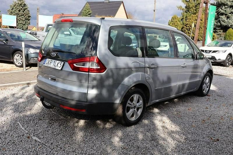 Używany Ford Galaxy 160 KM (117 kW) 2012 Szary (metalik) Minivan