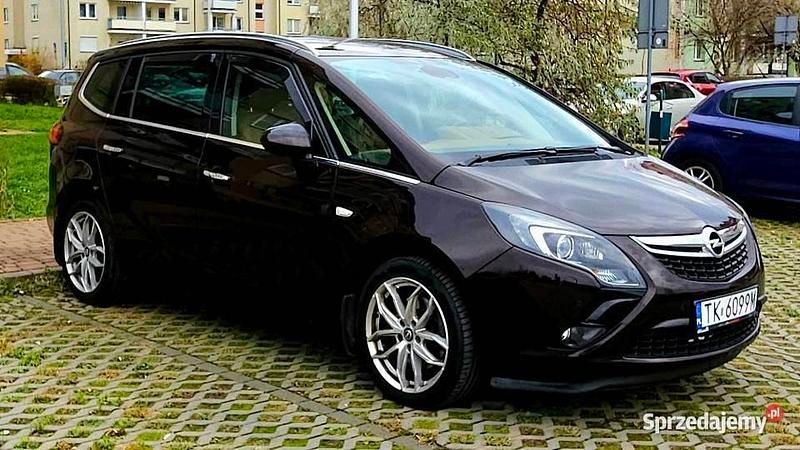 Używany Opel Zafira Tourer Cosmo 2012 Minivan