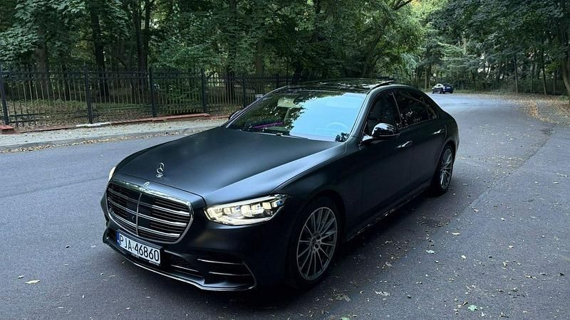 Czarny Używany 2023 Mercedes S400 Sedan/Limuzyna | 532 000 zł - Obraz 1/4
