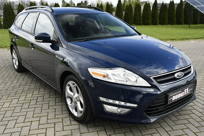 Używany Ford Mondeo 116 KM (85 kW) 2012 Niebieski Sedan/Limuzyna