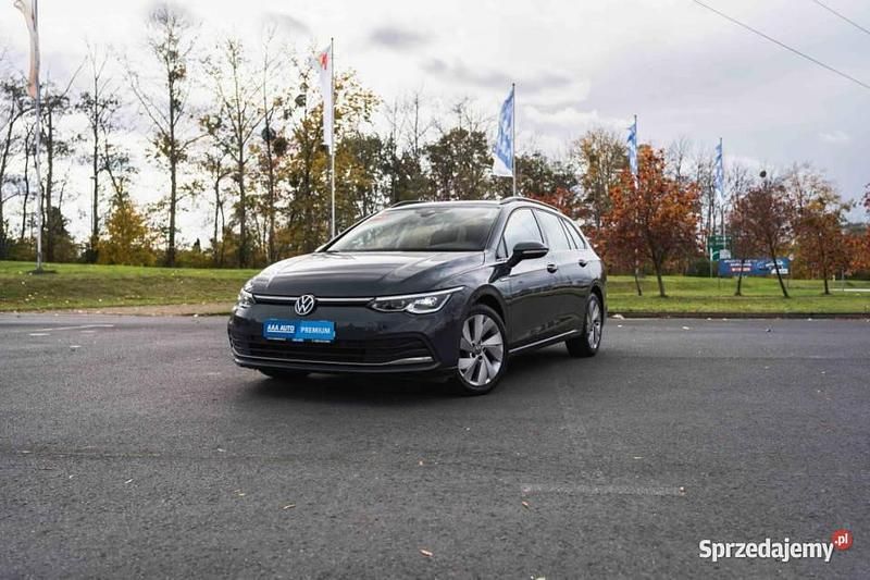 Używany VW Golf VIII 2021 Szary Kombi