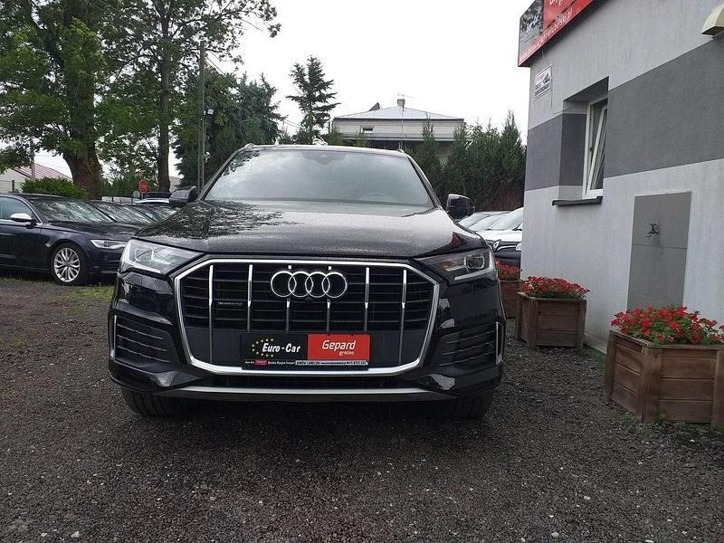 Czarny Używany 2021 Audi Q7 Comfort SUV | 219 000 zł - Obraz 1/4
