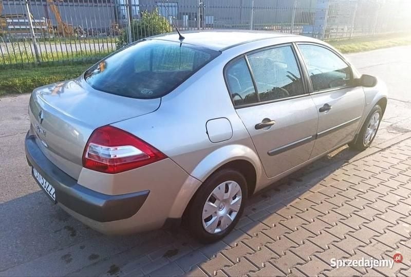 Używany Renault Mégane II 2007 Złoty Sedan/Limuzyna