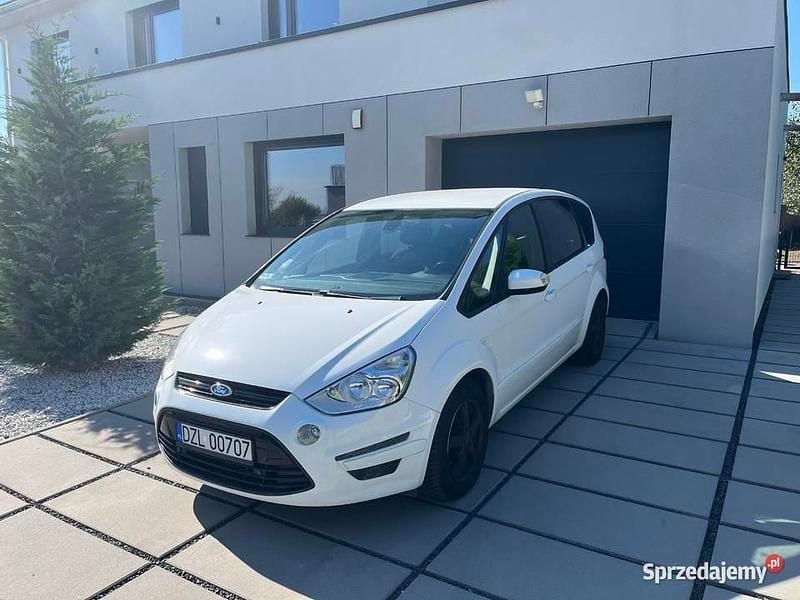 Używany 2010 Ford S-MAX S Minivan | 19 000 zł (Uczciwa cena) - Obraz 1/4