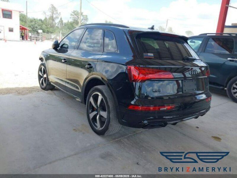 Czarny Używany 2023 Audi Q5 SUV | 119 770 zł - Obraz 1/3