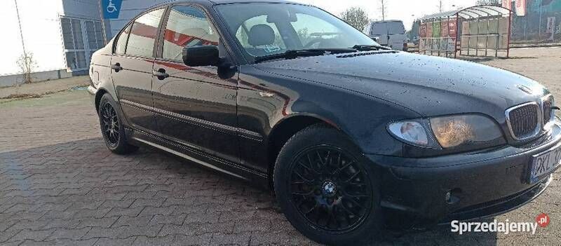 Czarny Używany 2002 BMW 320 Sedan/Limuzyna | 8800 zł (Dość drogi) - Obraz 1/4