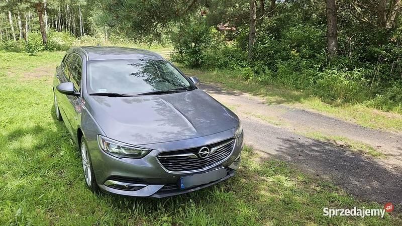 Szary Używany 2018 Opel Insignia Kombi | 54 900 zł (Uczciwa cena) - Obraz 1/4