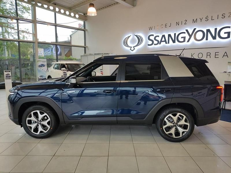 Używany Ssangyong (KGM) Torres 163 KM (119 kW) 2023 Niebieski ciemny (metalik) SUV