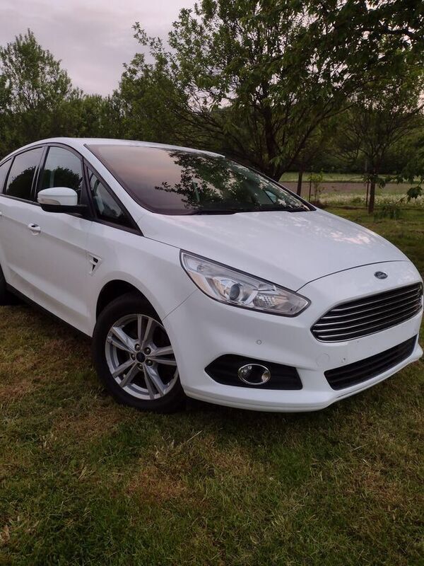 Używany Ford S-MAX S 150 KM (110 kW) 2017 Biały Minivan