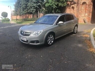 Używany 2006 Opel Signum Elegance Kombi | 15 999 zł - Obraz 1/4