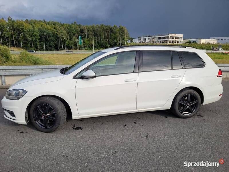 Biały Używany 2019 VW Golf VII Sedan/Limuzyna | 44 900 zł (Uczciwa cena) - Obraz 1/4