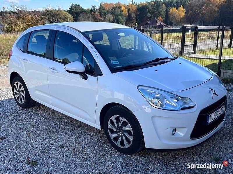 Biały Używany 2011 Citroën C3 Hatchback | 12 600 zł (Uczciwa cena) - Obraz 1/4
