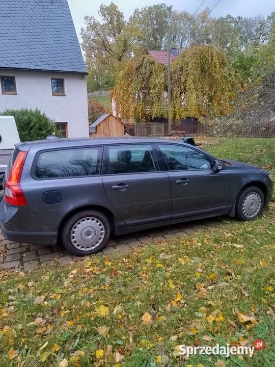 Grafitowy Używany 2008 Volvo V70 Kombi | 22 000 zł - Obraz 1/4