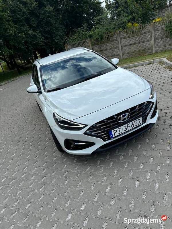 Biały Używany 2021 Hyundai i30 Kombi | 65 000 zł (Uczciwa cena) - Obraz 1/4
